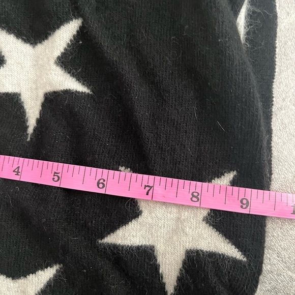 [10*64”]Lochcarron Scotland Black Star Patterned Wool Angora Reversible Scarf - Picture 4 of 5